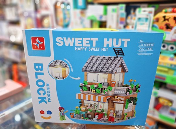 لگو کریتور ویلا چراغدار 707 قطعه مدل SWEET HUT LX.A 3804_اسباب بازی