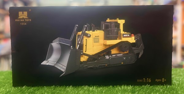 ماشین کنترلی بولدوزر هوینا مدل 1554
