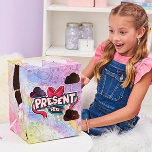عروسک یونیکورن سورپرایزی رباتیک Present Pets مدل Present Pets - Unicorn Moonbeam or Twinkle Interactive Plush Pet with Bonus Comb, Light-up Horn and Over 100 Sounds and Actions_اسباب بازی
