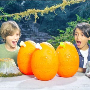 تخم داینو اسمشرز Smashers با استخوان کرم مدل Smashers Epic Dino Egg Collectibles Series 3 Dino By_اسباب بازی