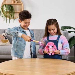 اسباب بازی مجیک میکسیز گوی کریستالی جادویی با عروسک رباتیک مدل Moose - Magic Mixies - Magical Crystal Ball_اسباب بازی