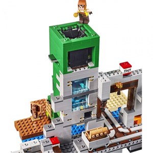 لگو ماینکرافت حمله به روستاییان 834 قطعه مدل My World Minecraft 1035_اسباب بازی