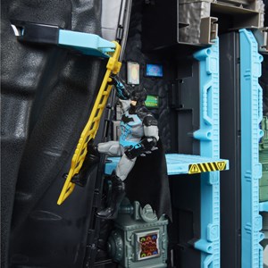 اکشن فیگور غار مخفی 2 در 1 بتمن مدل Spin Master - DC Comics - Bat Tech Batcave, Giant Transforming Playset with Exclusive Batman Figure and Accessories_اسباب بازی