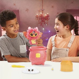 مجیک میکسیز دیگ جادویی با عروسک پولیشی سورپرایزی با جادوی آتش مدل Moose - Magic Mixies - Magical Gem Surprise - Cauldron Fire Magic_اسباب بازی