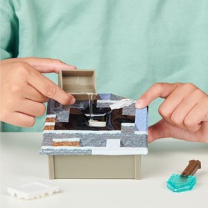 اکشن فیگورهای سورپرایزی Minecraft سری Caves and Cliffs مدل Moose - Treasure X - Minecraft Caves and Cliffs - Cave Adventure_اسباب بازی