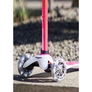 اسکوتر مینی دلوکس نئوکروم با بدنه شفاف و چرخ های چراغ دار مدل Micro - Mini Scooter Deluxe Flux Neochrome LED - Pink