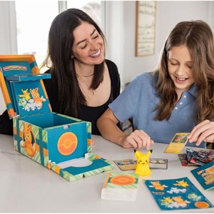 صندوقچه ماجراجویی کارت بازی پوکمون مدل Pokemon - Paldea Adventure Chest_اسباب بازی