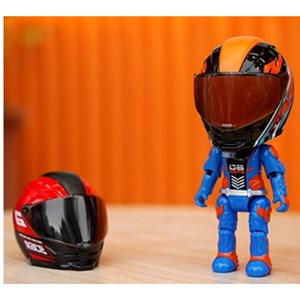 اکشن فیگور فلزی 12 سانتی موتور سوار با قابلیت جمع شدن همراه با کلاه_اسباب بازی