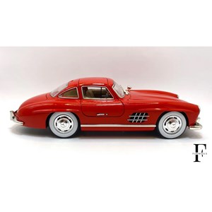 اسباب بازی ماشین فلزی دودزا و عقب کش مقیاس 1:24 مدل Mercedes benz 300SL_اسباب بازی