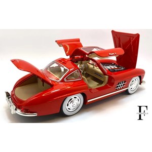 اسباب بازی ماشین فلزی دودزا و عقب کش مقیاس 1:24 مدل Mercedes benz 300SL_اسباب بازی