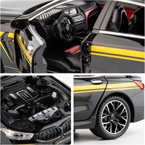اسباب بازی ماشین فلزی بی ام و مقیاس 1:24 مدل BMW M8_اسباب بازی