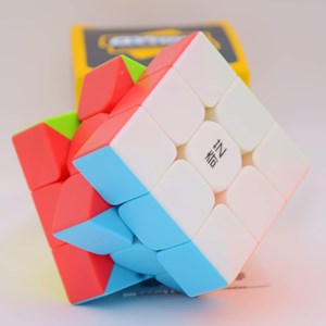 مکعب روبیک 3×3 برند کای وای QiYi مدل 503 EQY_اسباب بازی