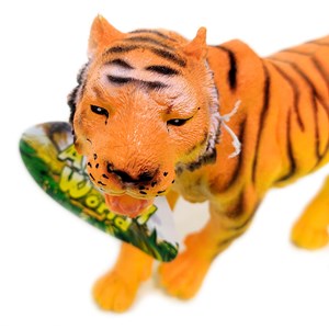 فیگور ببر اسباب بازی پلاستیکی توپر ANIMAL WORLD_اسباب بازی