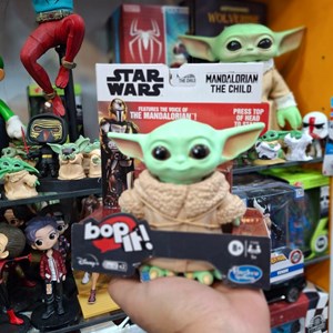 اکشن فیگور موزیکال بیبی یودا 13 سانتی مدل Bop It! Star Wars Hasbro_اسباب بازی