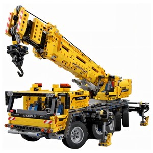 لگو تکنیک ماشین جرثقیل کنترلی 2590 قطعه با 8 موتور مدل Mould King 13101 _اسباب بازی