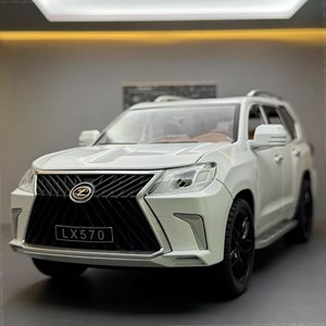 اسباب بازی ماشین فلزی لکسوس مقیاس 1:18 مدل Lexus LX570_اسباب بازی