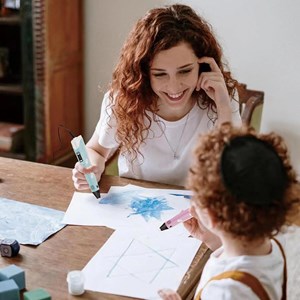 قلم طراحی سه بعدی با نمایشگر LCD و 3 عدد فیلامنت PLA رنگ زرد_اسباب بازی