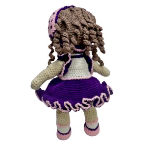 عروسک دست ساز بافتنی مدل دختر دامن بنفش_اسباب بازی