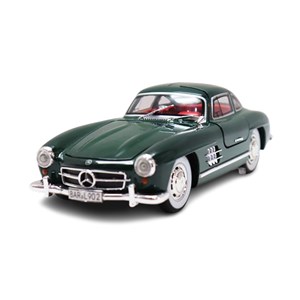 ماشین فلزی کلاسیک بنز دودزا با چراغ‌ و درب‌ های بازشو رنگ سبز_اسباب بازی