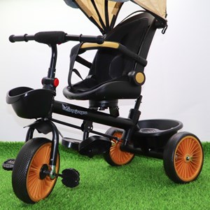 سه چرخه فلزی با سایه بان رنگ کرم