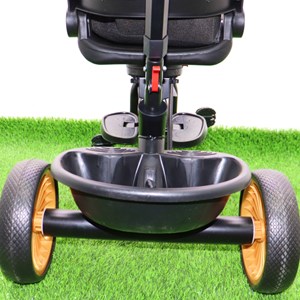 سه چرخه فلزی با سایه بان رنگ کرم