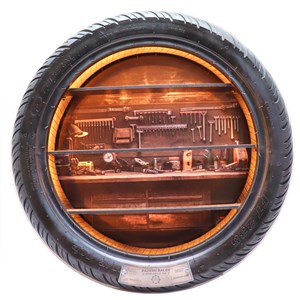 باکس دکوری طرح لاستیک (بدون ماشین) مدل 007